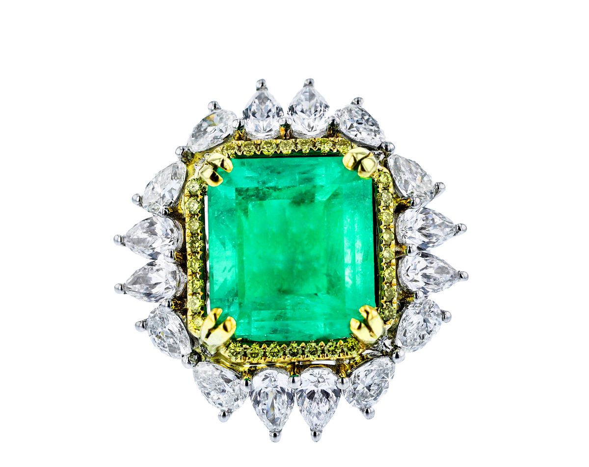 JULEVE GOLD & PLATINUM 6.50CT EMERALD & 3.32CTW DIAMOND RING 6,6.5,7