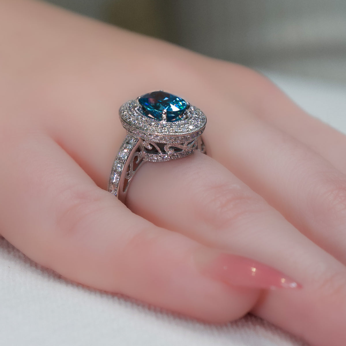 14kt White Gold & 4.00 ct Oval Blue Zircon with 1.00 ctw Diamond Halo Ring 6,6.5,7,7.5,8