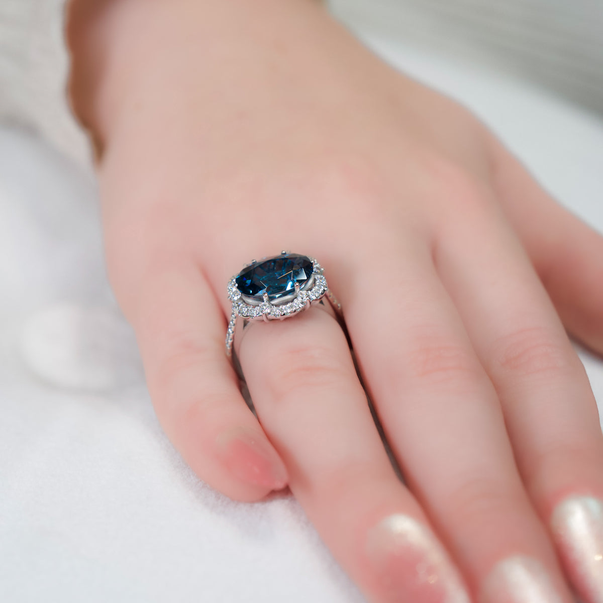 14kt White Gold & 5.08 ct Oval Blue Topaz with .63 ctw Diamond Scalloped Halo Ring 5,5.5,6,6.5,7,7.5,8,8.5