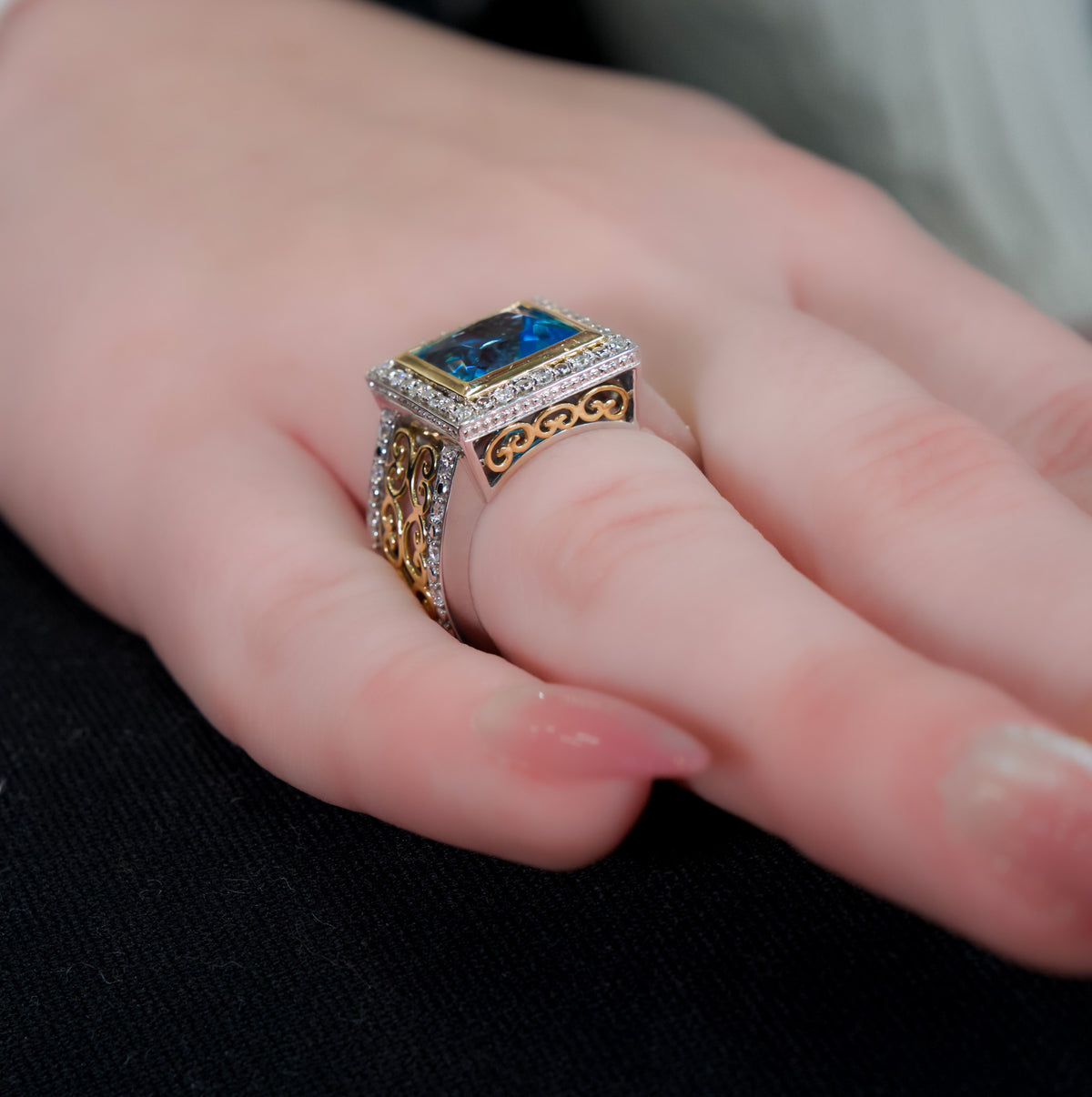 14KT GOLD PRINCESS CUT GEMSTONE & DIAMOND HALO RING Amethyst / 7.5,Amethyst / 7,Amethyst / 6.5,Amethyst / 6,Amethyst / 5.5,Topaz / 7.5,Topaz / 7,Topaz / 6.5,Topaz / 6,Topaz / 5.5