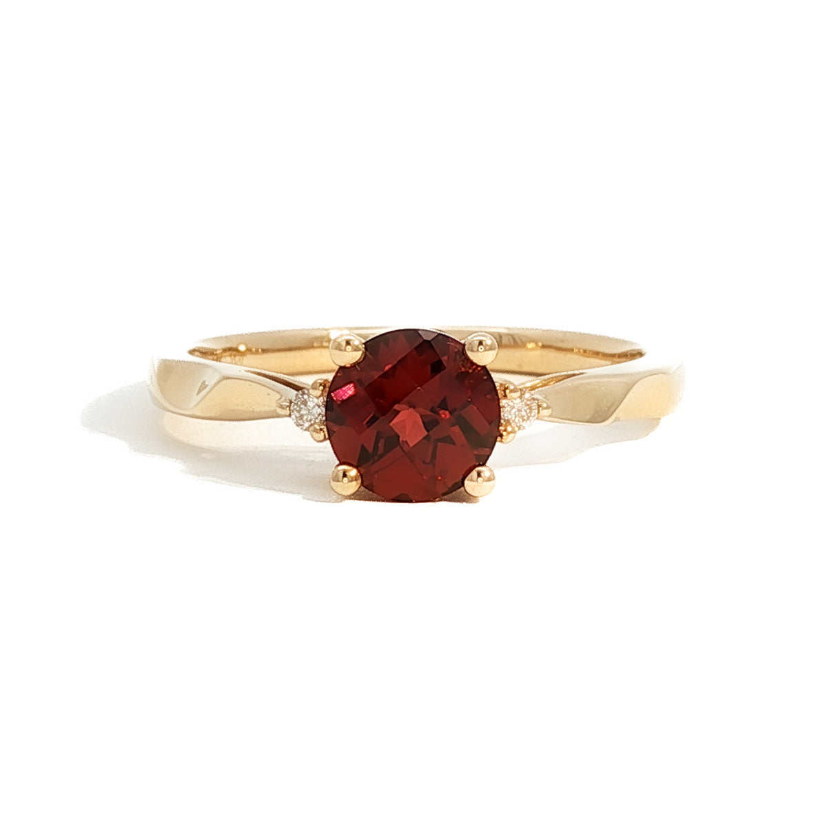14kt Yellow Gold .85 Round Checkerboard Garnet with .03ctw Diamond Accent Twist Ring 4,4.5,5,5.5,6,6.5,7,7.5,8,8.5,9