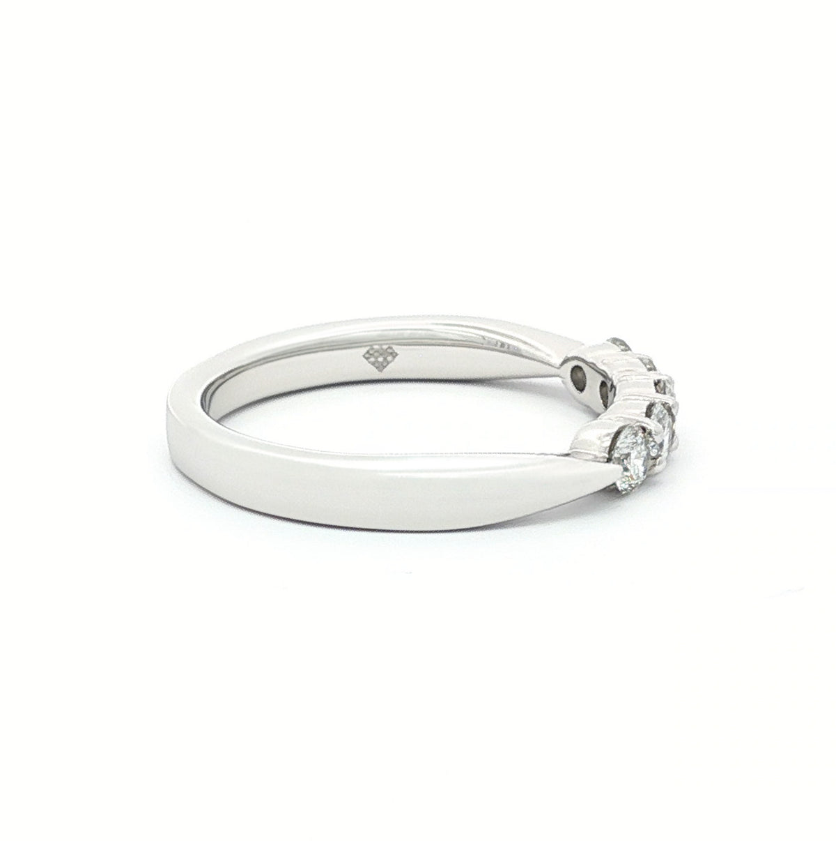 14kt Gold .50 ctw 5 Stone Slightly Tapered Diamond Band Yellow / 4,Yellow / 4.5,Yellow / 5,Yellow / 5.5,Yellow / 6,Yellow / 6.5,Yellow / 7,Yellow / 7.5,Yellow / 8,Yellow / 8.5,Yellow / 9,White / 4,White / 4.5,White / 5,White / 5.5,White / 6,White / 6.5,White / 7,White / 7.5,White / 8,White / 8.5,White / 9