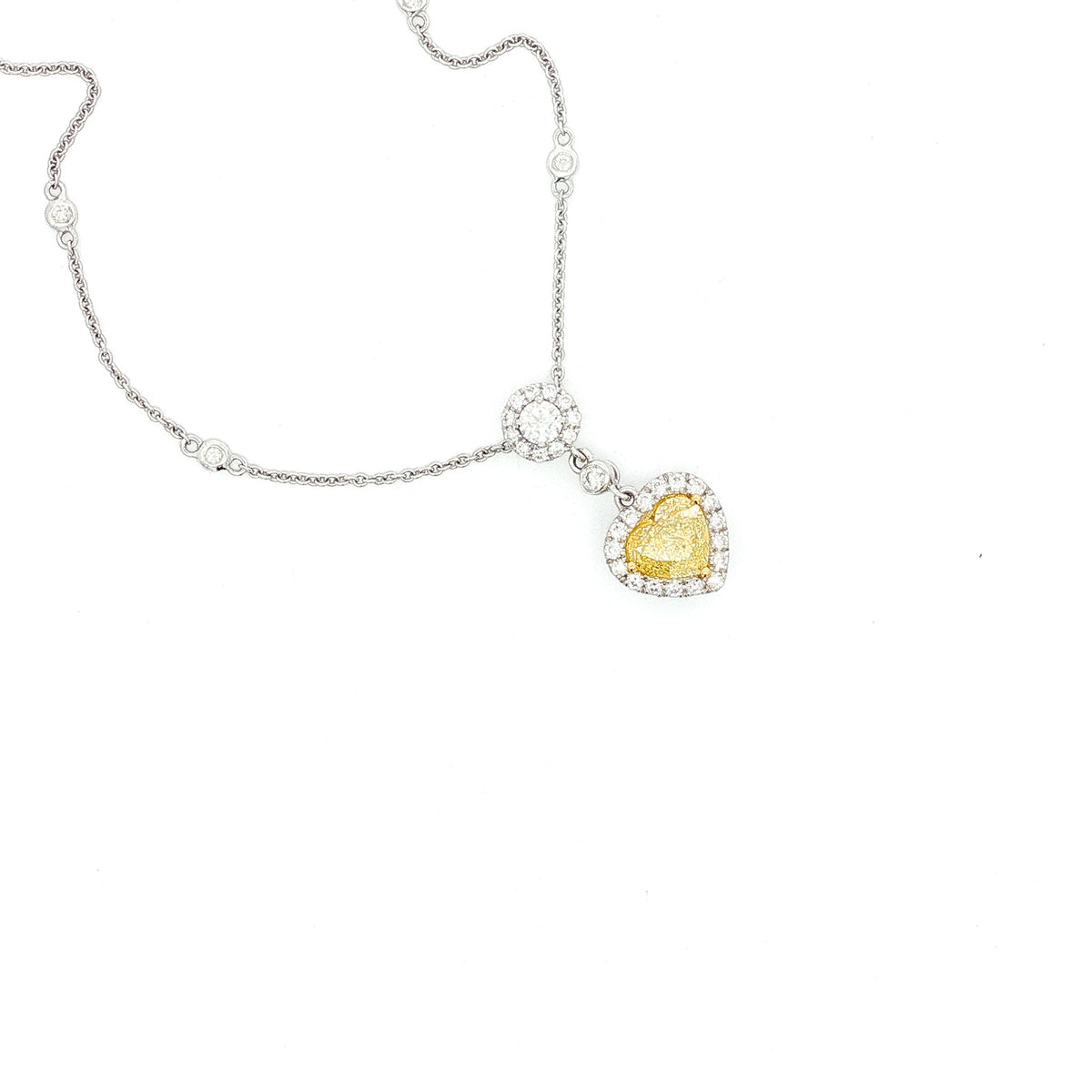 Juleve 18kt White Gold 1.58 ct Fancy Yellow Heart Shape Diamond Halo Necklace