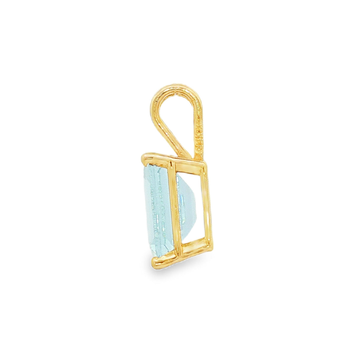 14kt Yellow Gold 9x7 mm Emerald Cut Aquamarine Pendant