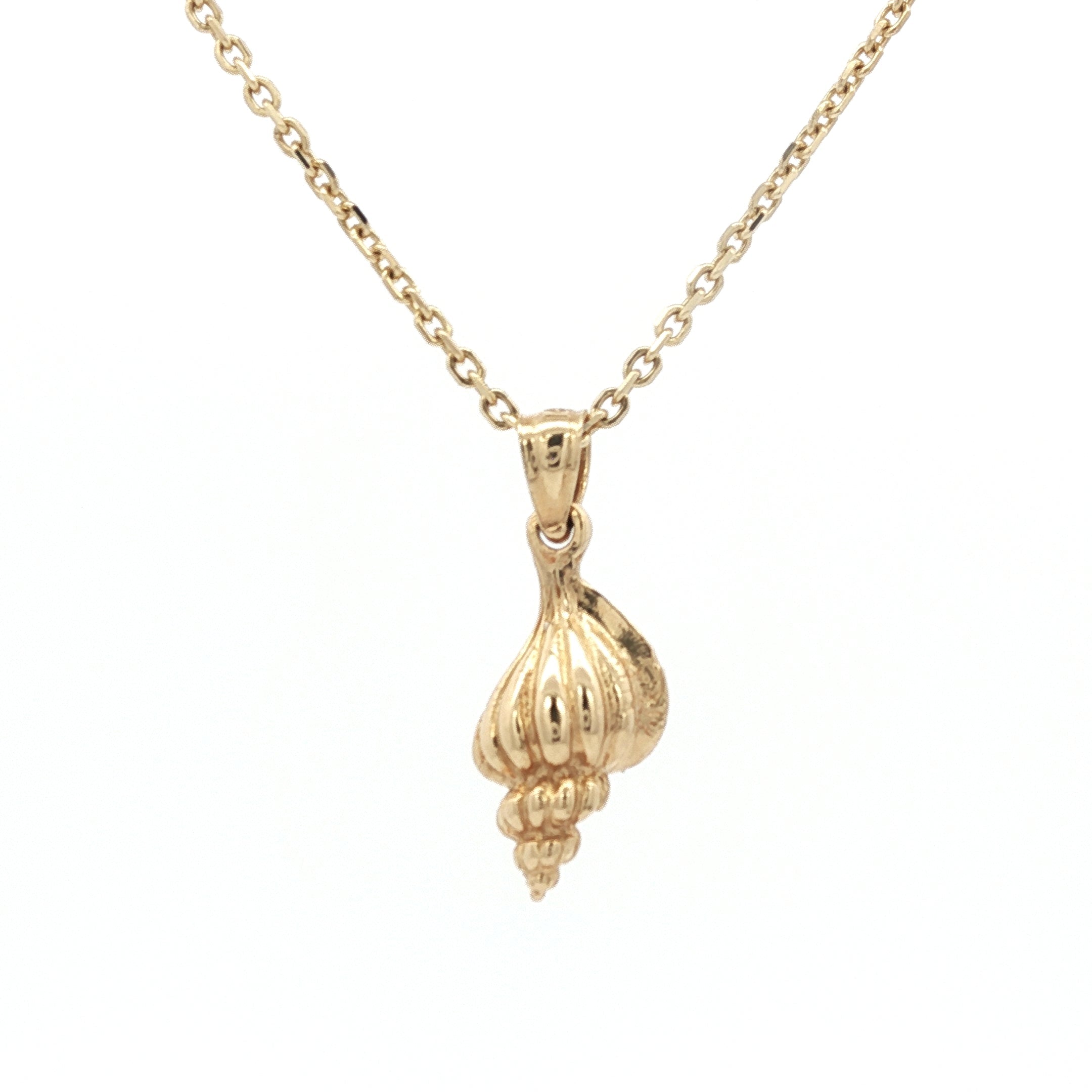 14kt Yellow Gold Small Conch Shell Pendant