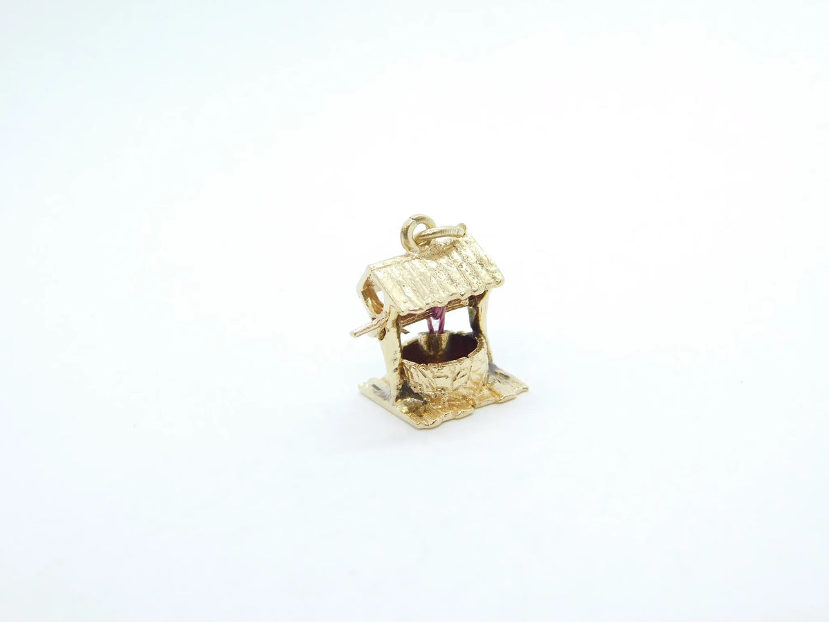 14kt Yellow Gold Moving Wishing Well Charm