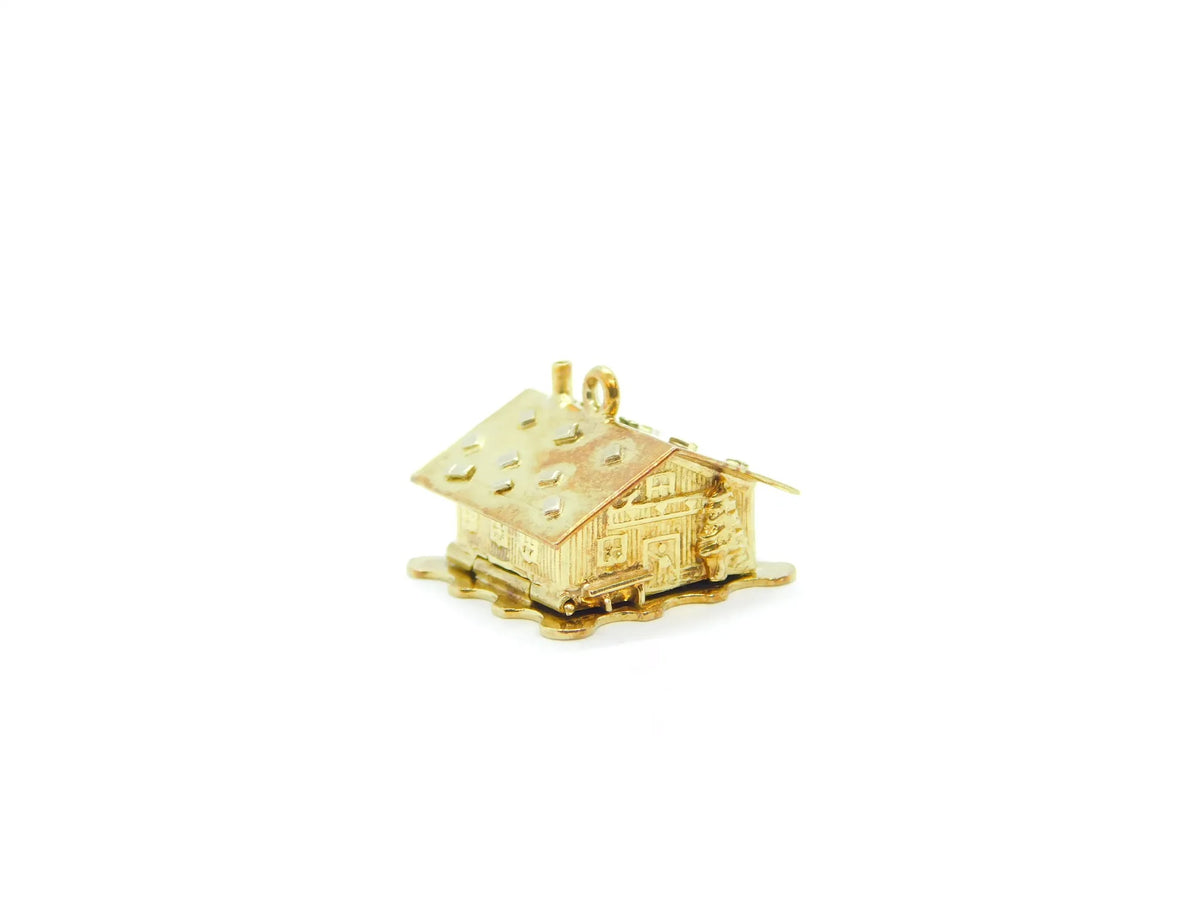 14kt Yellow Gold Opening House/ Cabin Charm with Sleeping Couple