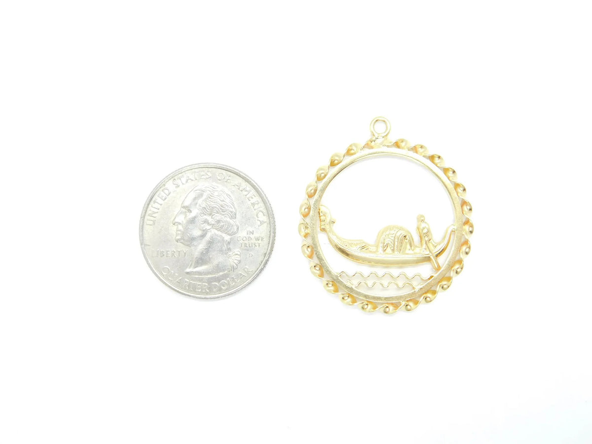 18kt Yellow Gold Venetian Gondola Charm