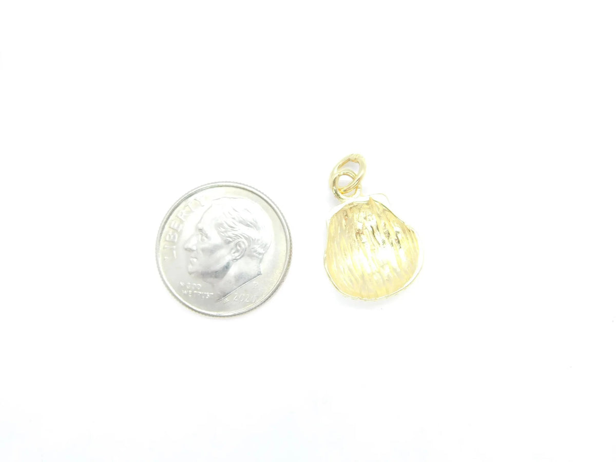 14kt Yellow Gold Nautical Shell Charm