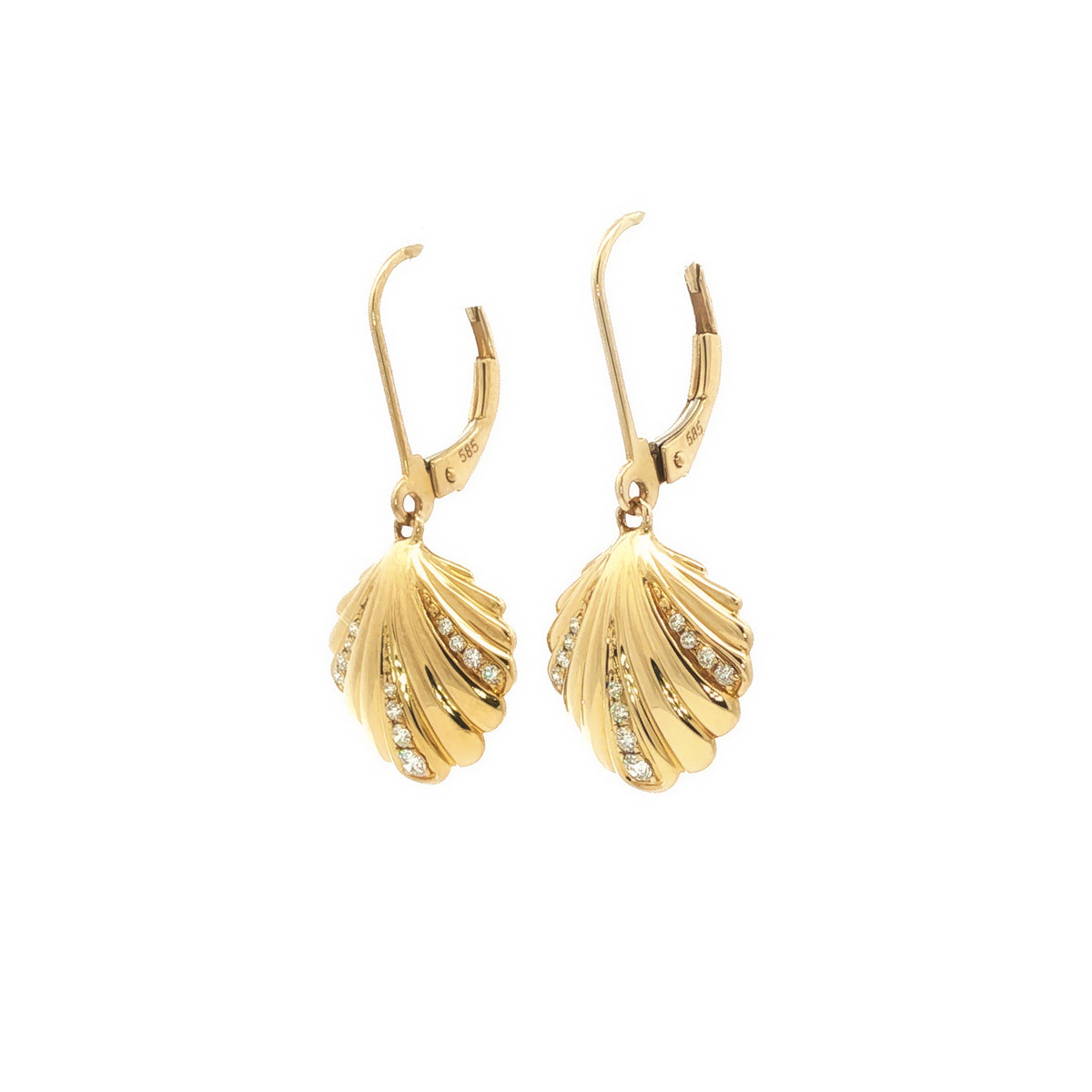 14kt Yellow Gold 0.17 ctw Diamond Bay Scallop Shell Earrings