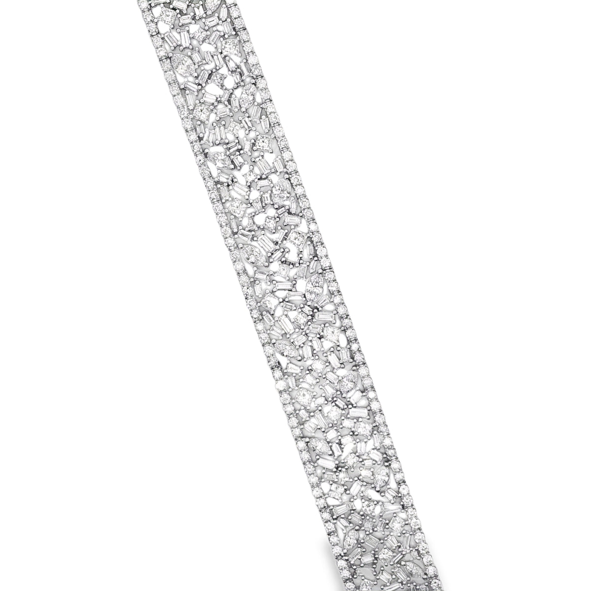 18kt White Gold 23.94 ctw Scatter Diamond Bracelet
