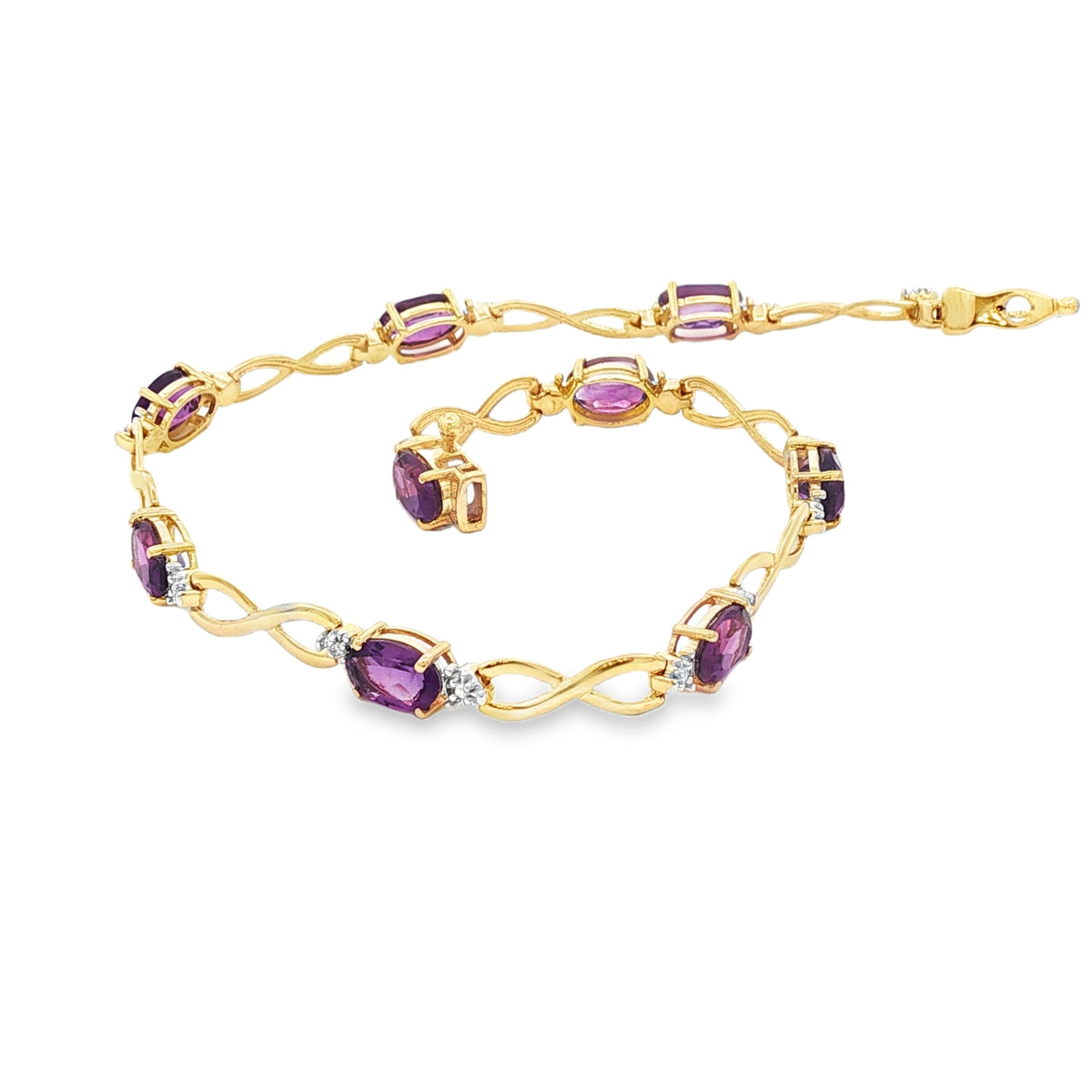 14kt Yellow Gold 4.50 ctw Oval Amethyst and Diamond Infinity Bracelet