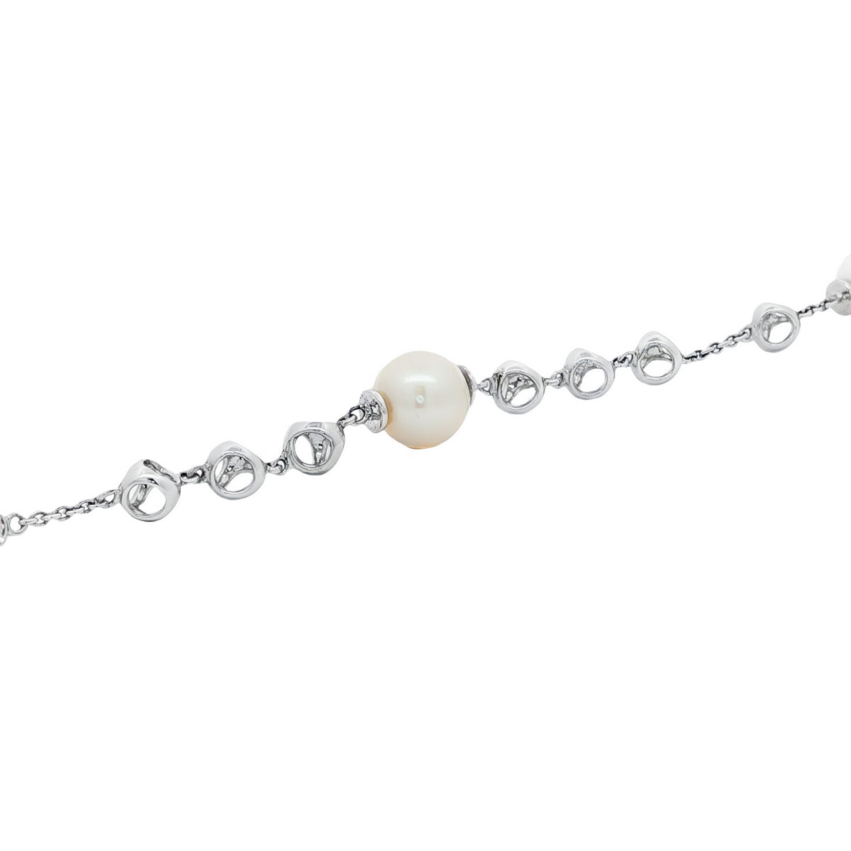 18kt White Gold Triadra Link Pearl Bracelet