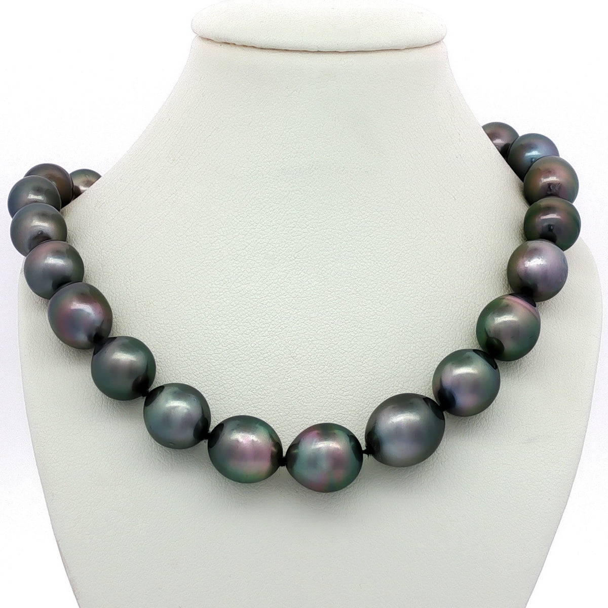 Tahitian Pearl Necklace with Sterling Silver Magnetic Clasp