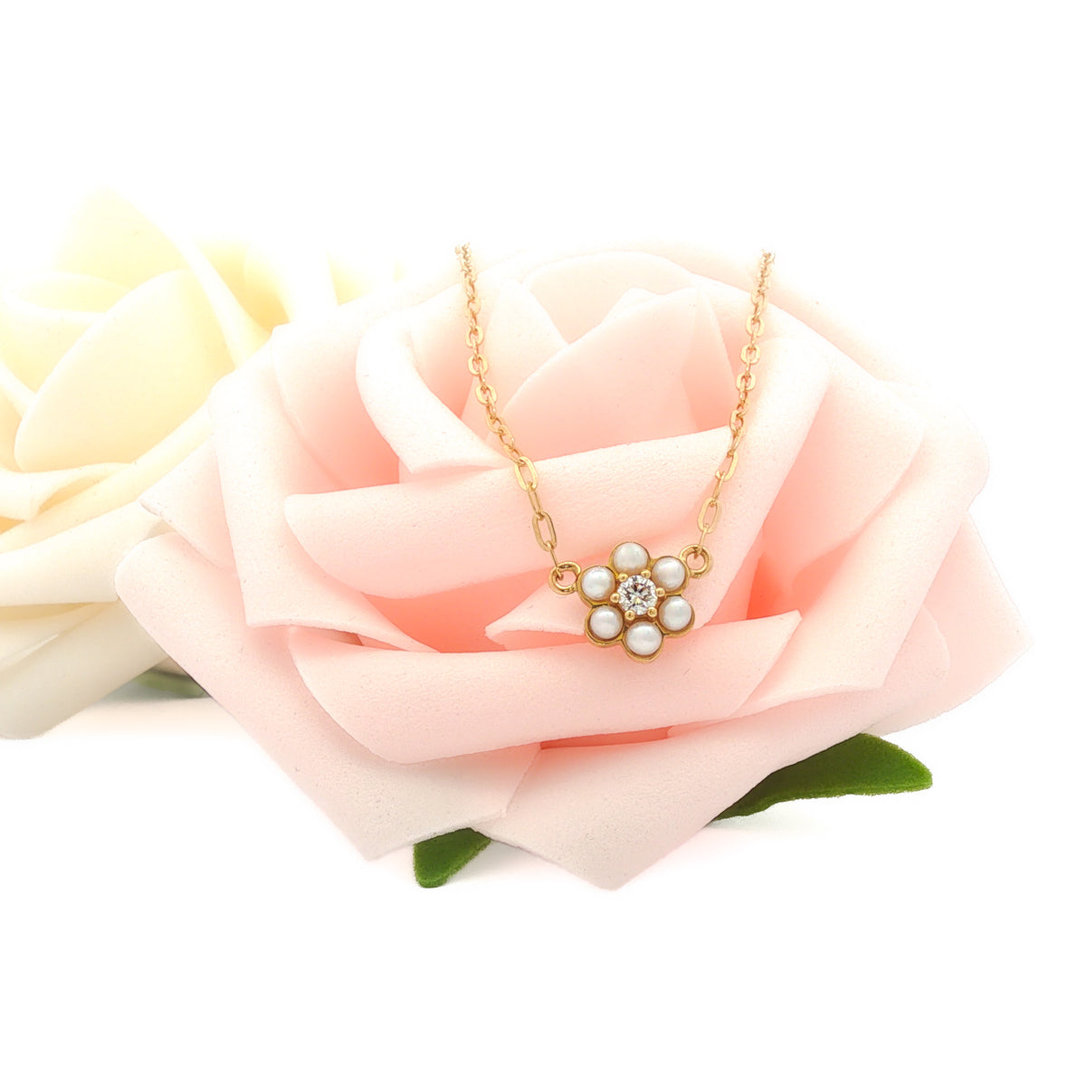 14kt Yellow Gold Pearl and Diamond Flower Necklace