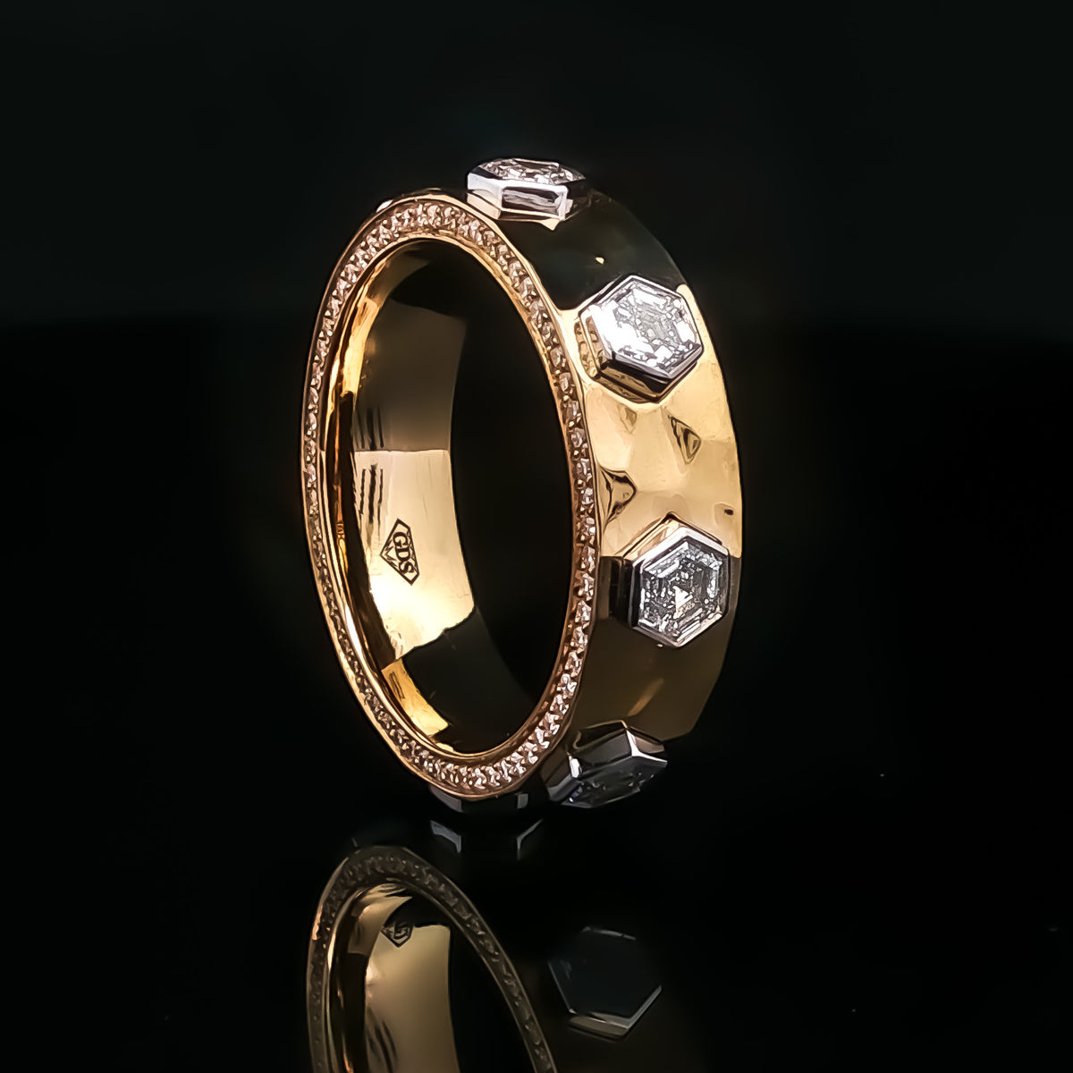 Medoro Hammered Men's Eternity Ring – 18KT Yellow Gold with 3.12 CTW Hexagon Diamonds