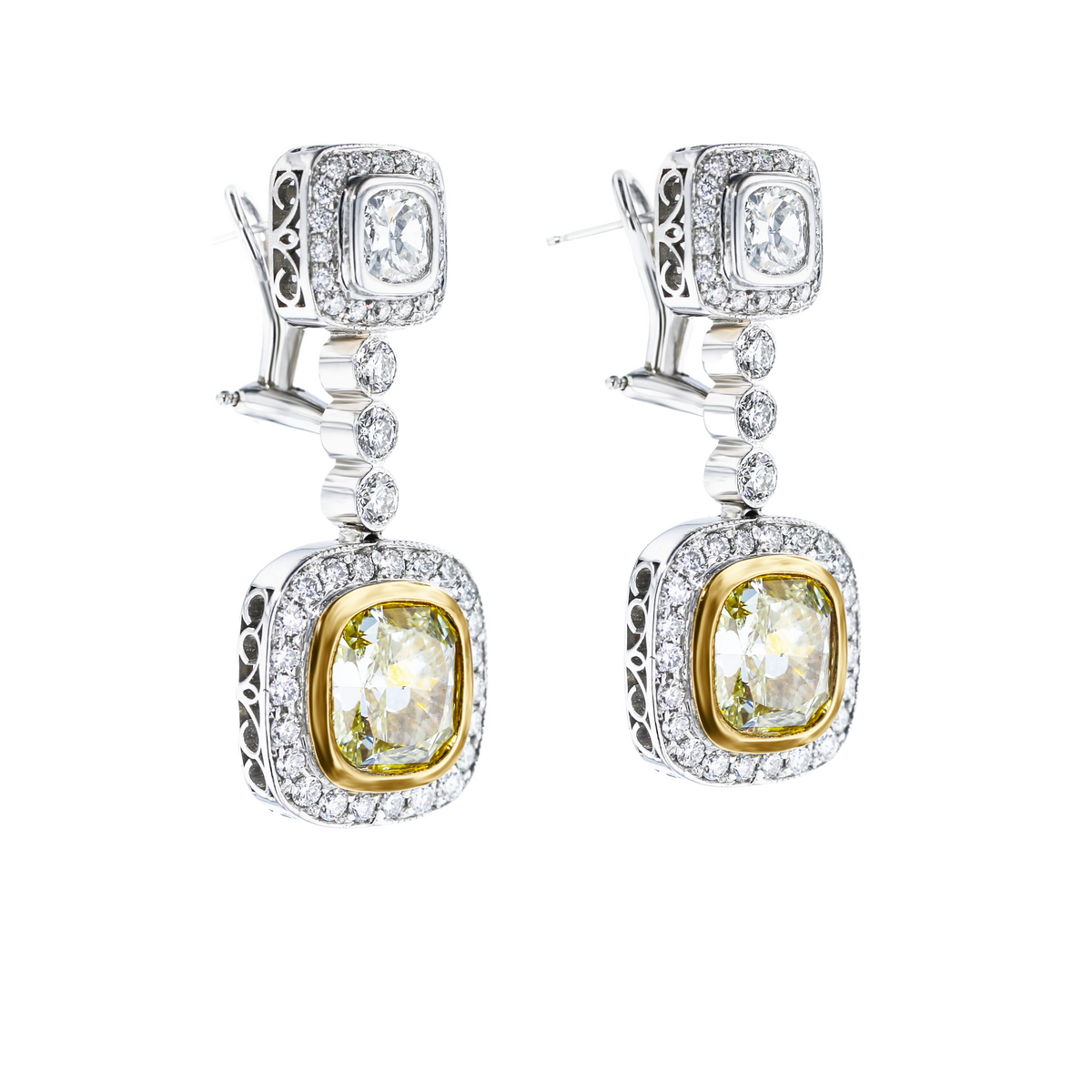 Juleve 14/18kt Gold 6.01 ctw Yellow & 2.33 ctw Diamond Earring
