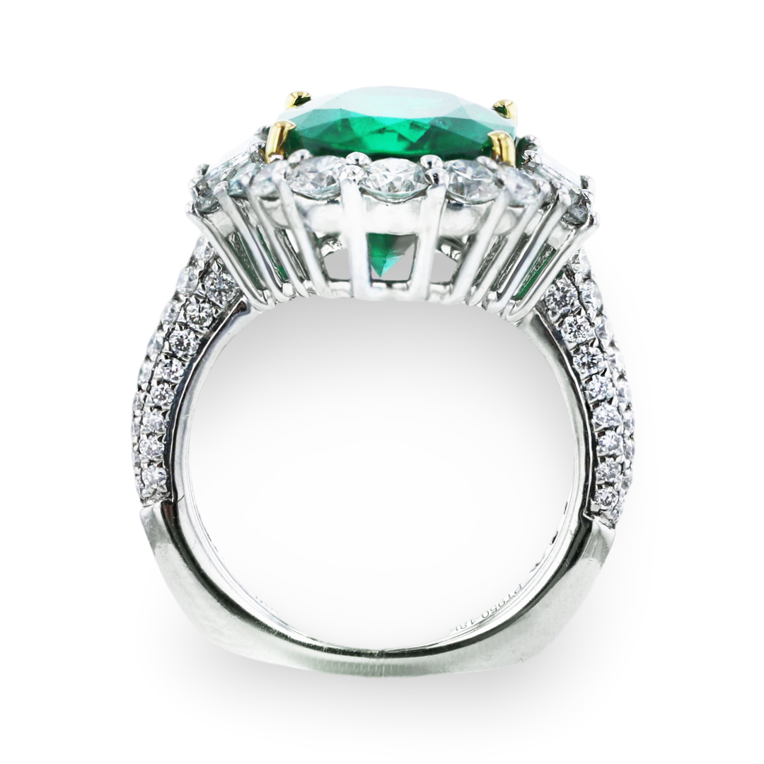 JULEVE PLATINUM 7.00CT EMERALD & 2.33CTW DIAMOND HALO RING 5.5,6,6.5,7