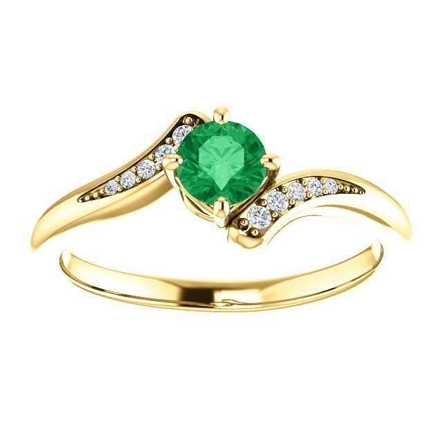14KT Gold Round Emerald & Diamond Ring Yellow